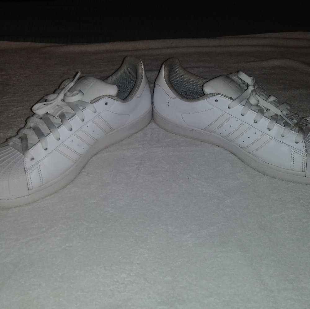 Shoes - Picture 3 of 6